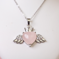 Anjelský Amulet srdiečko z Ruženínu s anjelskými krídlami