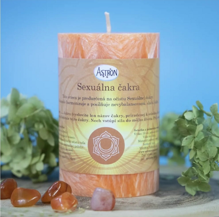 Čakrová sviečka - Sexuálna čakra 10 cm