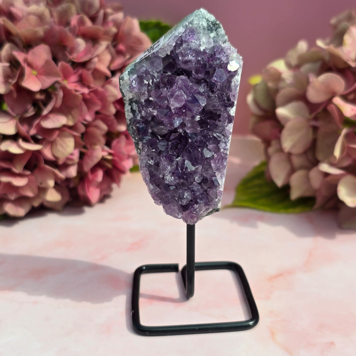 Ametyst drúza so základňou